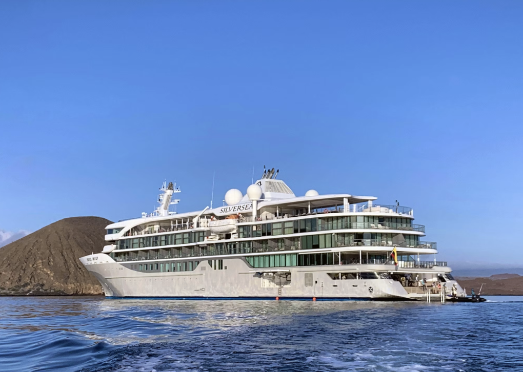 Cruise Ship